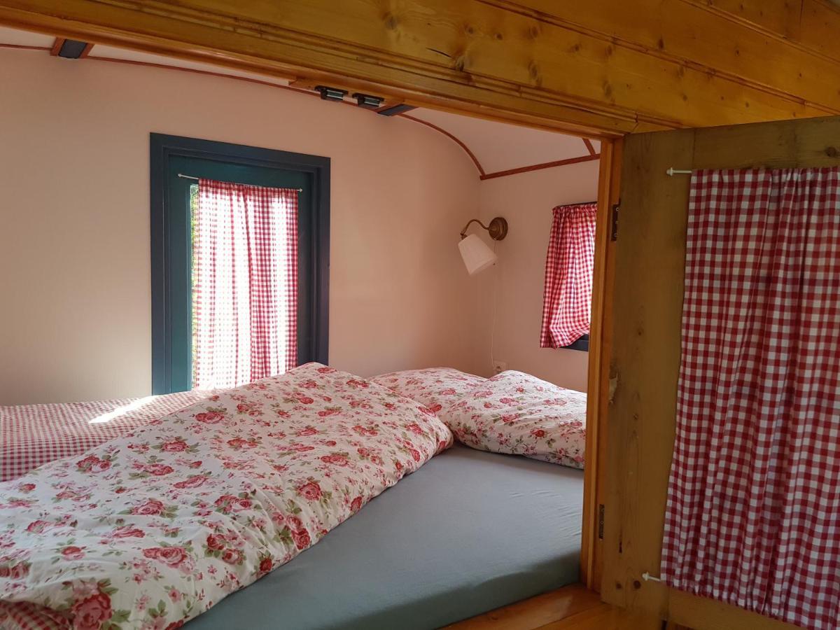 Gezellig Pipowagen In Oostvoorne Βίλα Εξωτερικό φωτογραφία